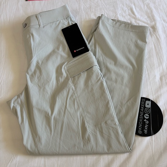 Lululemon Ripstop Relaxed-Fit Cargo Pant *Regular VPOR Vapor White Men's Size 29 - Picture 1 of 6